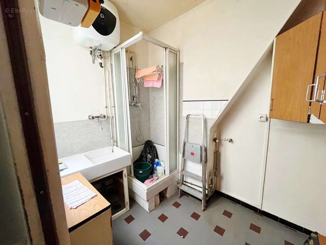 Appartement à PARIS-10E