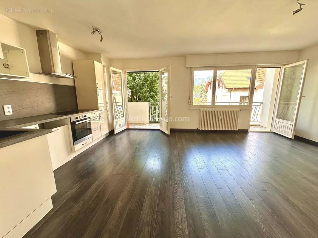 Appartement à AIX-LES-BAINS