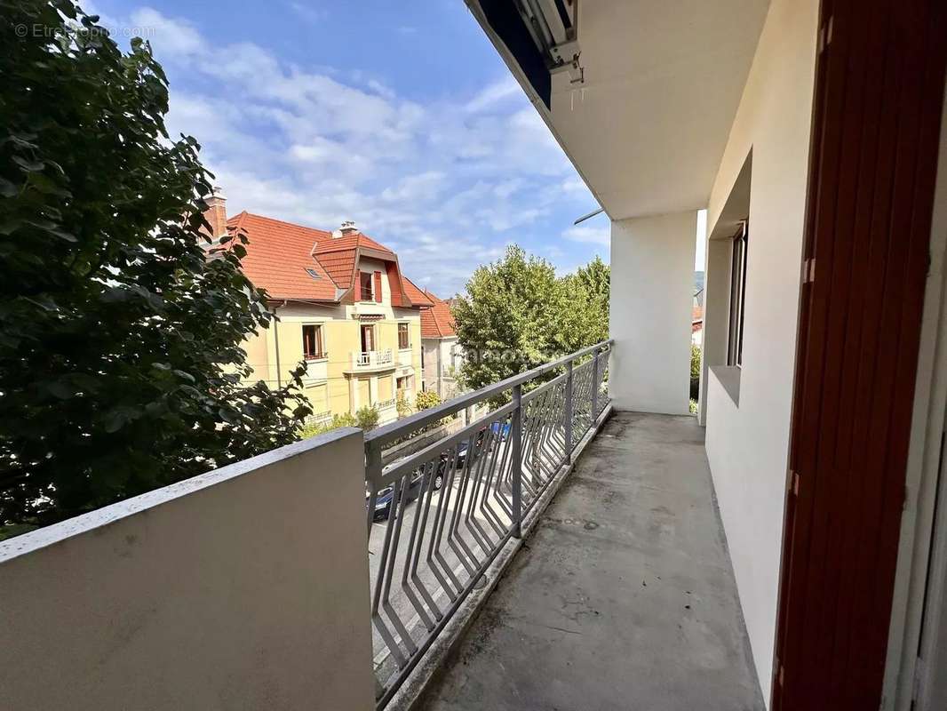 Appartement à AIX-LES-BAINS