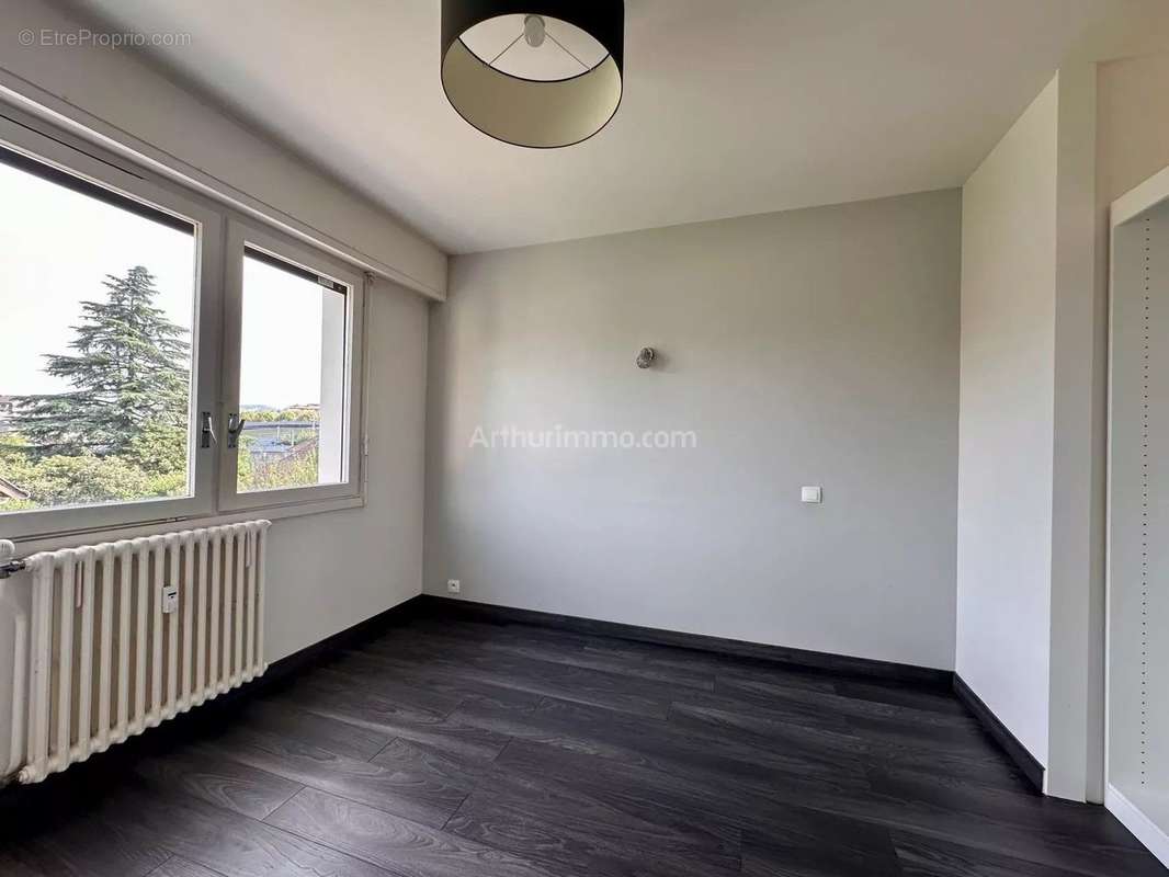 Appartement à AIX-LES-BAINS