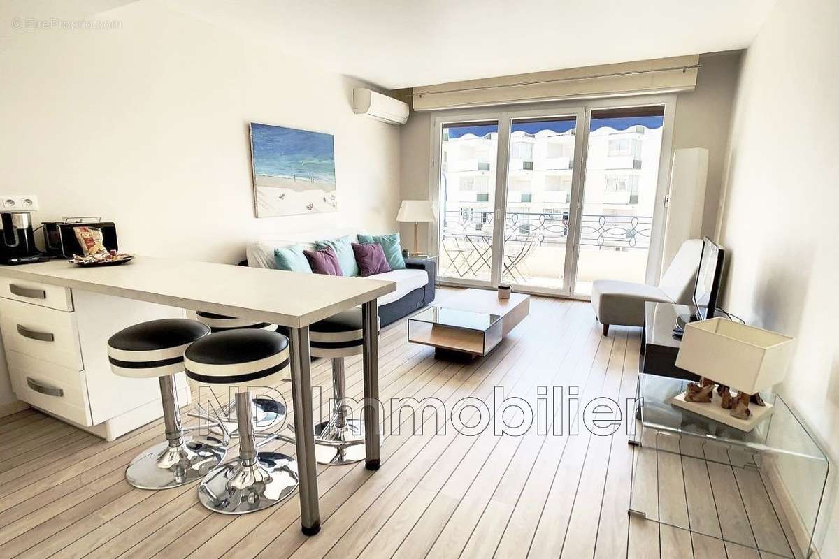 Appartement à CANNES