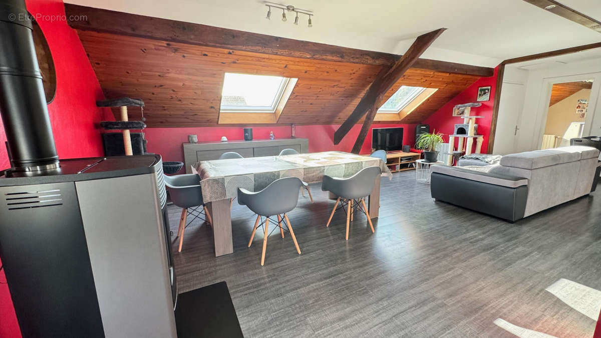 Appartement à RUPT-SUR-MOSELLE