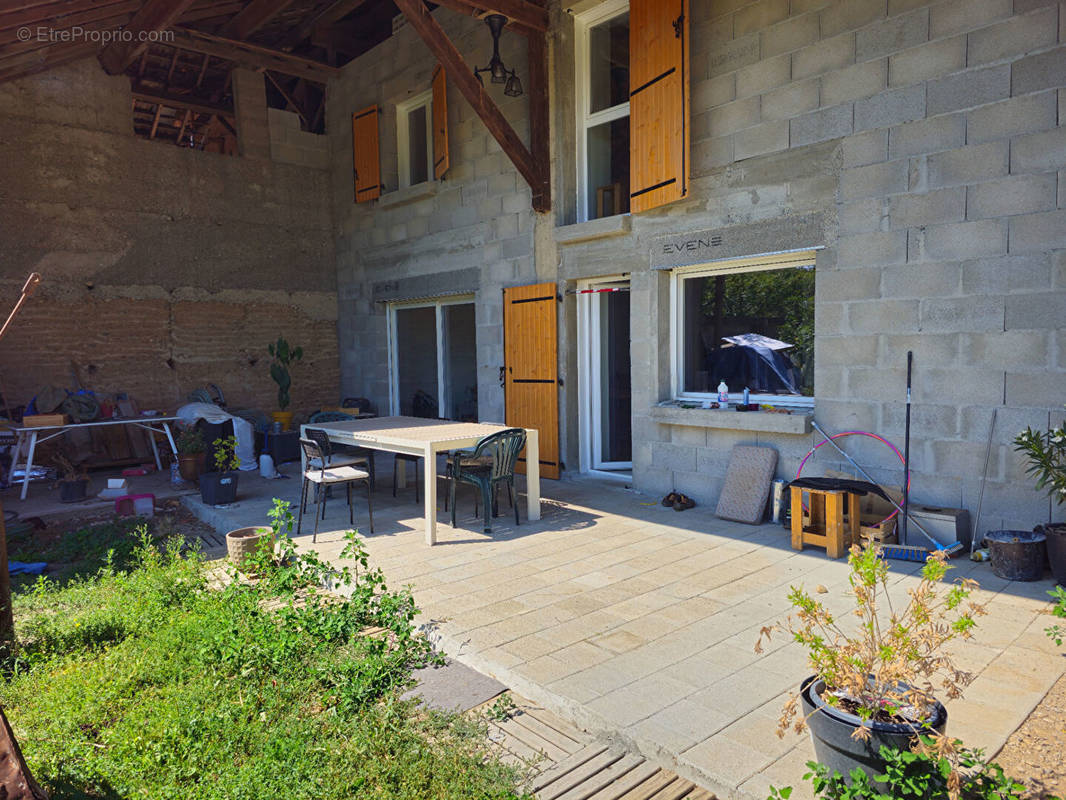 Maison à SAINT-ETIENNE-DE-SAINT-GEOIRS