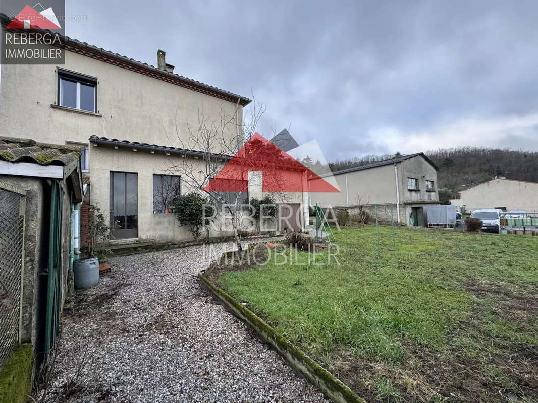 Maison à AIGUEFONDE