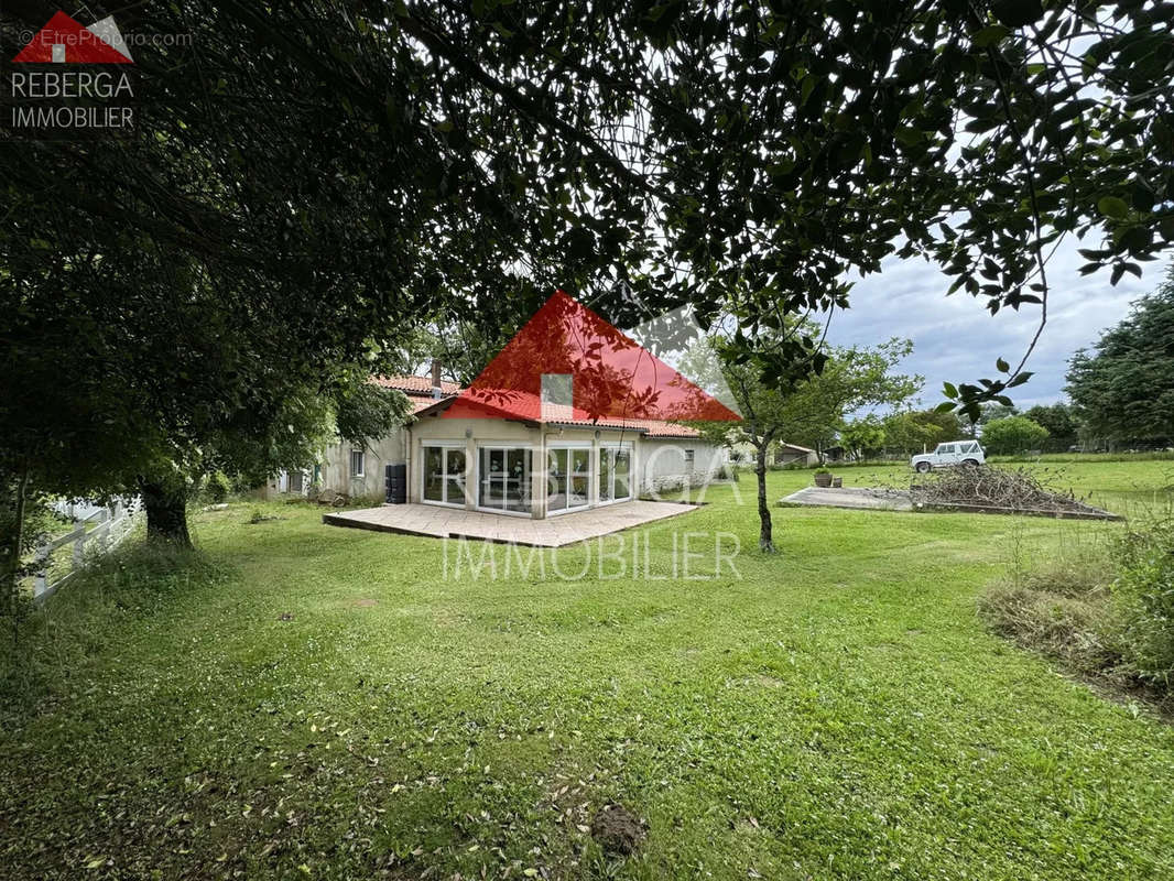 Maison à PONT-DE-LARN