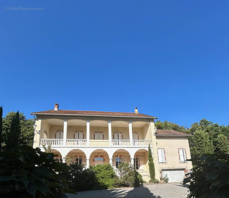 Maison à BOUT-DU-PONT-DE-LARN