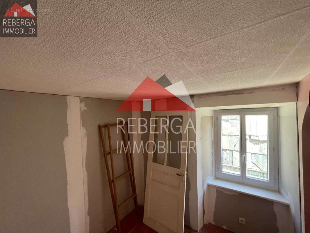 Appartement à LABASTIDE-ROUAIROUX