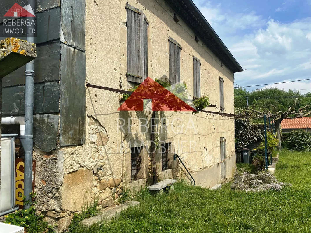 Maison à LABRUGUIERE