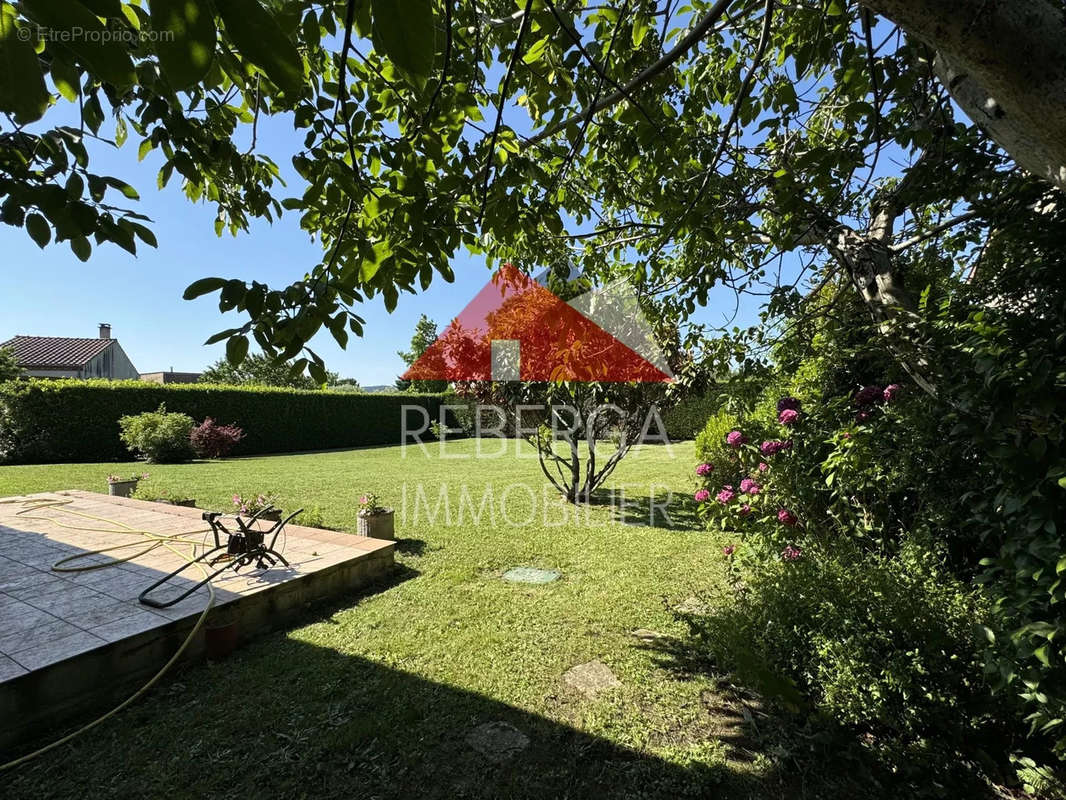 Maison à AUSSILLON