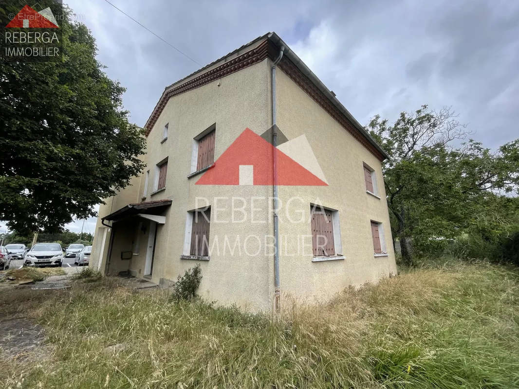 Maison à LABRUGUIERE