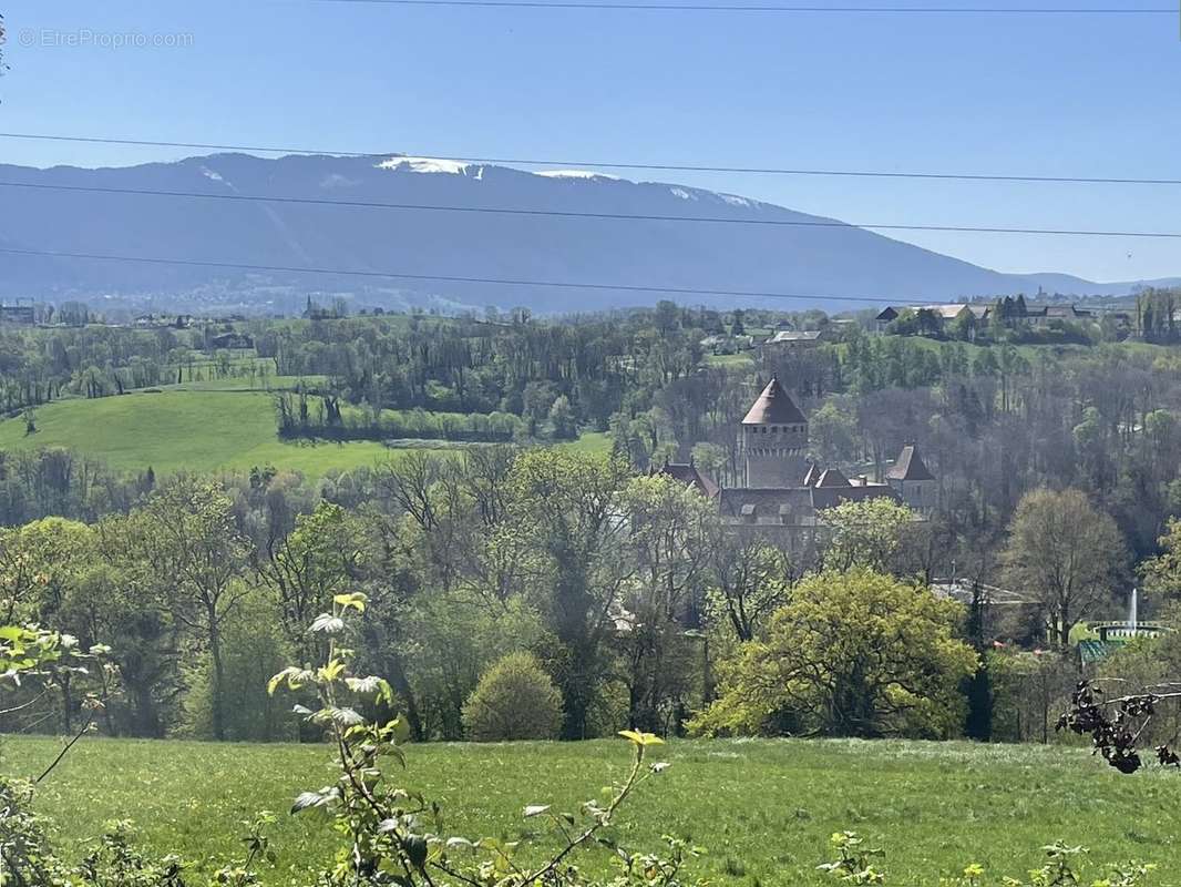 Terrain à LOVAGNY