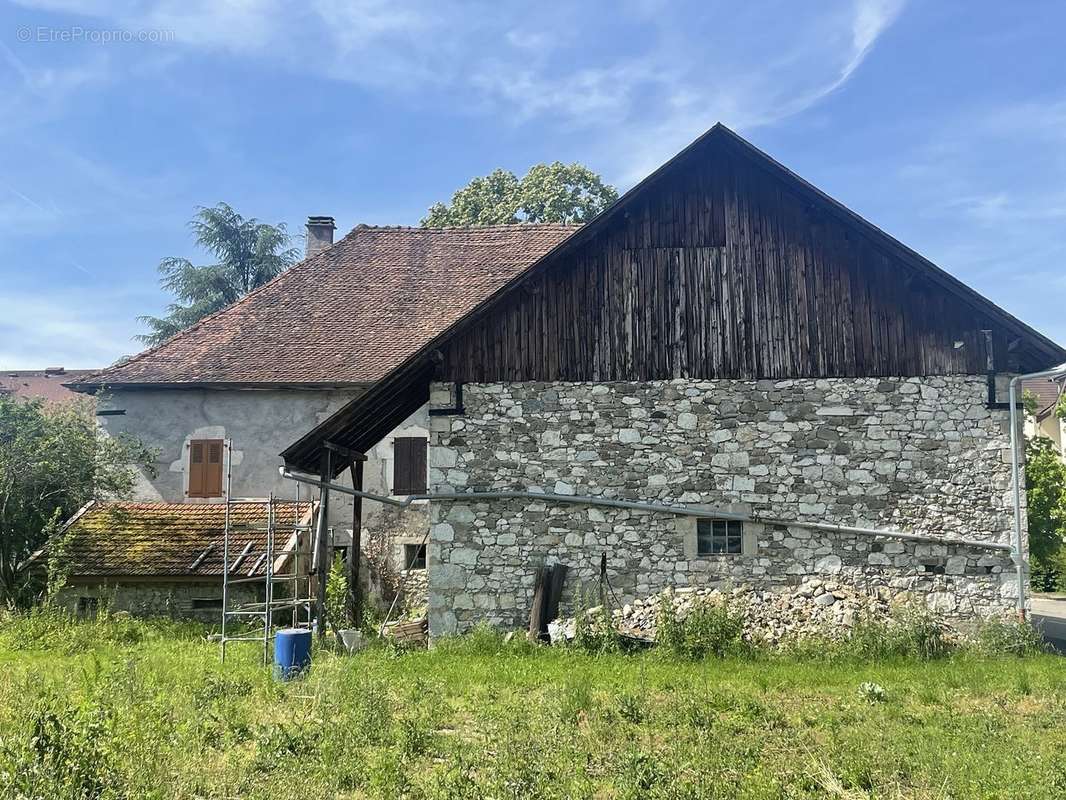 Maison à EPAGNY