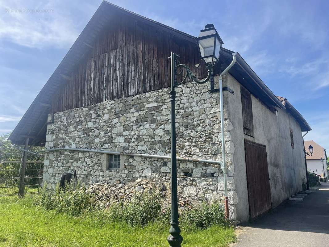 Maison à EPAGNY