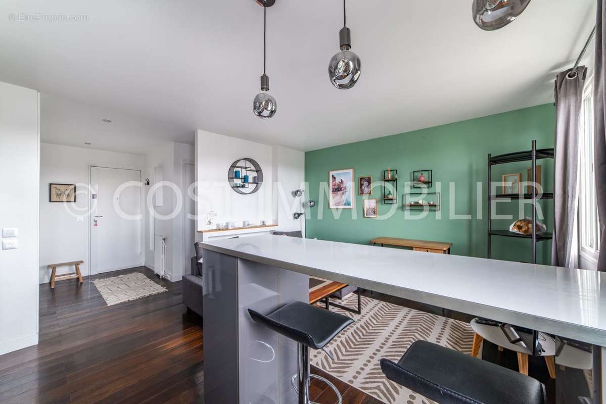 Appartement à COLOMBES