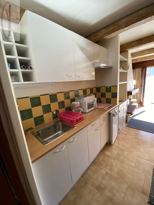 Appartement à GREOLIERES