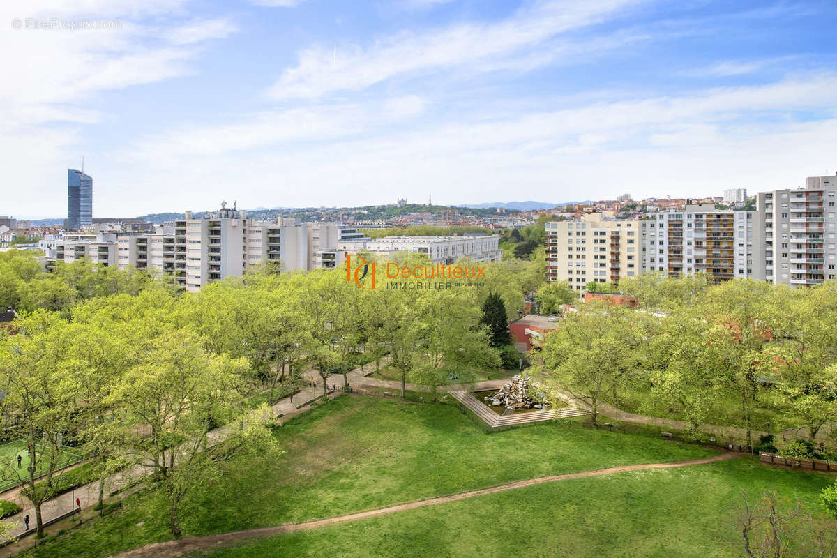 Parking à VILLEURBANNE