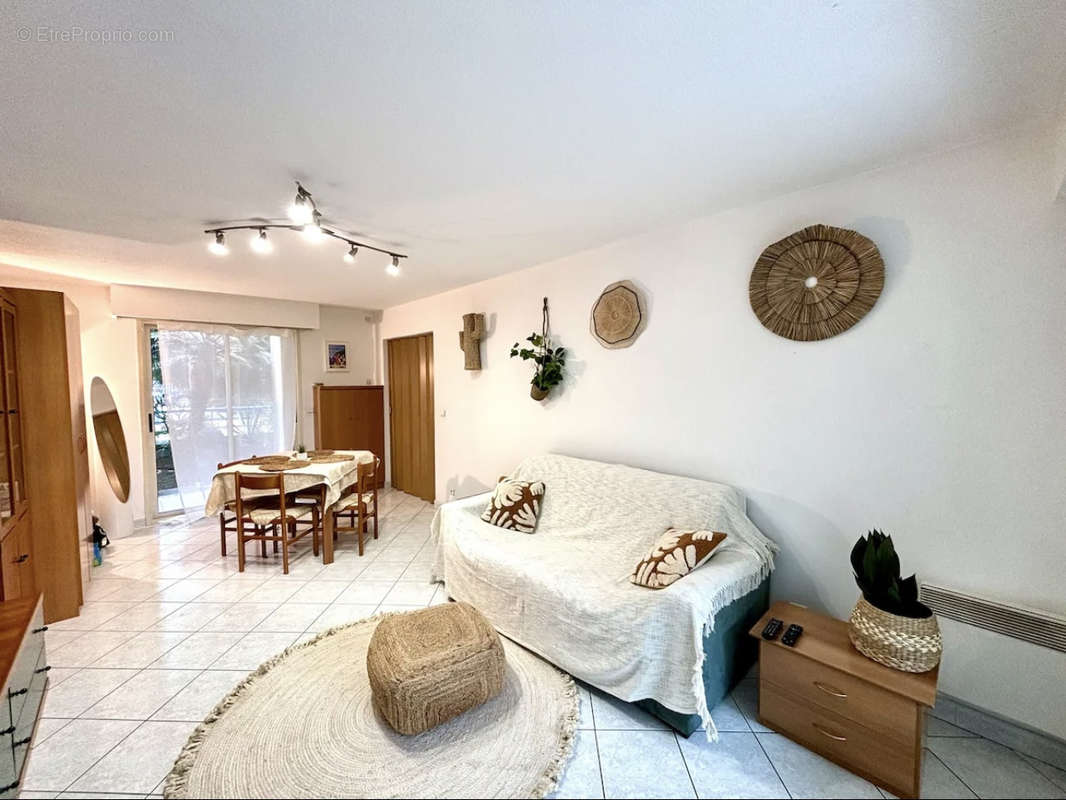 Appartement à ROQUEBRUNE-CAP-MARTIN