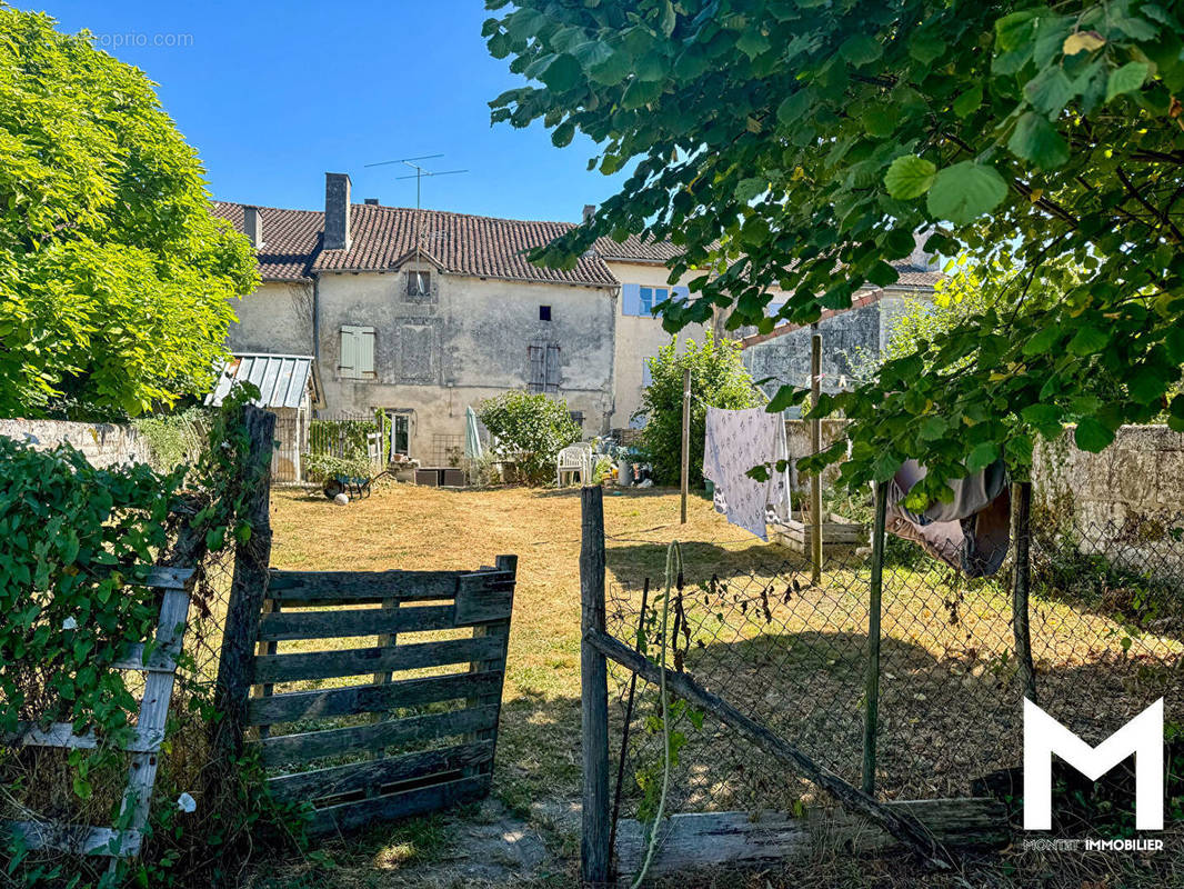 Maison à BRANTOME