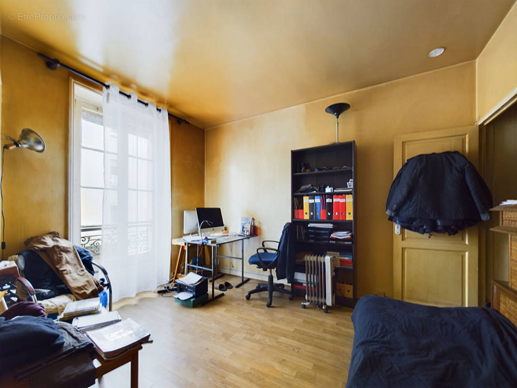 Appartement à PARIS-20E