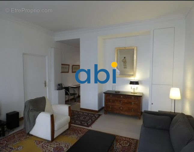 Appartement à PARIS-9E