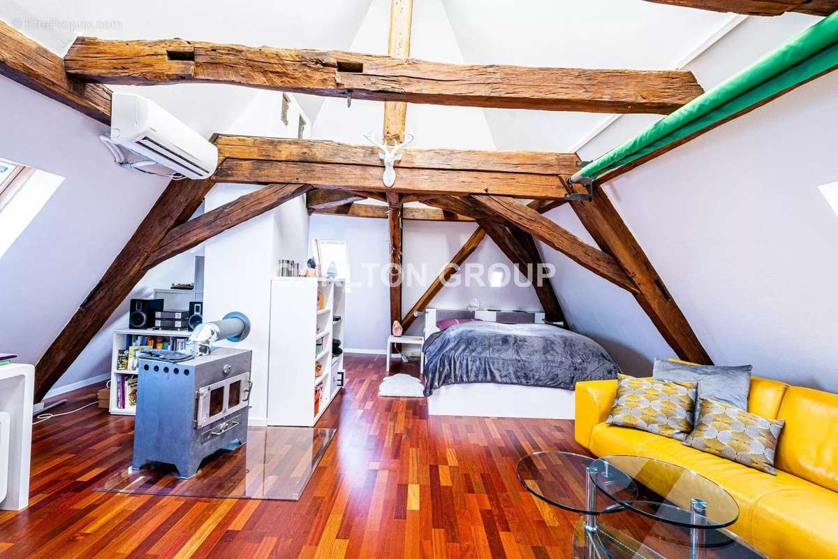 Appartement à SAINT-ETIENNE-DU-ROUVRAY