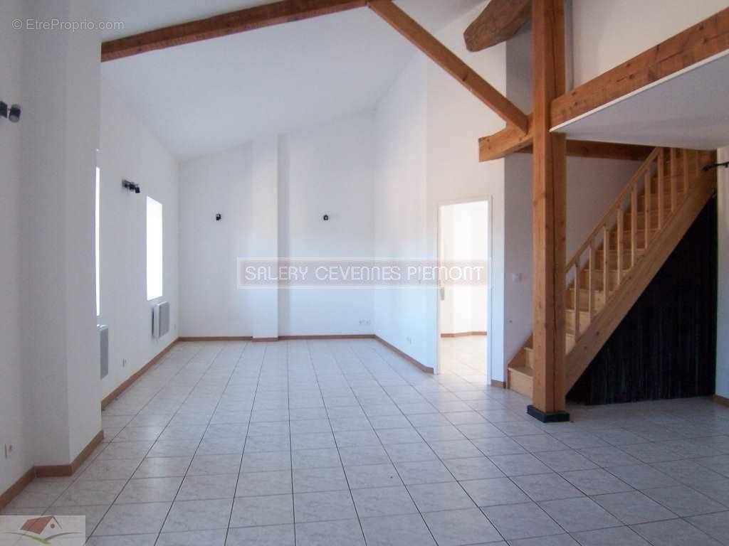 Appartement à LEDIGNAN