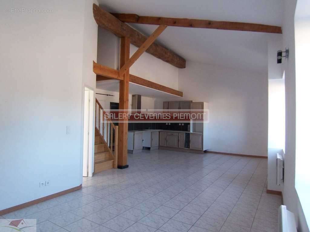 Appartement à LEDIGNAN