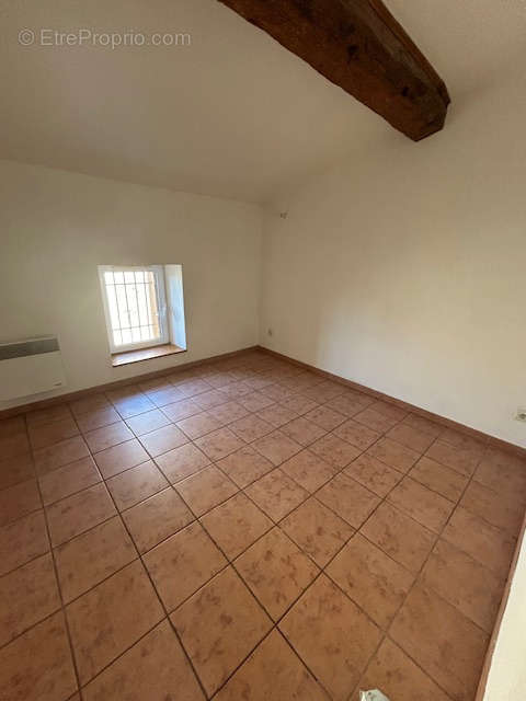 Appartement à LEZIGNAN-CORBIERES