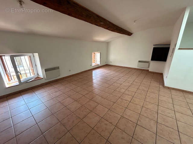 Appartement à LEZIGNAN-CORBIERES