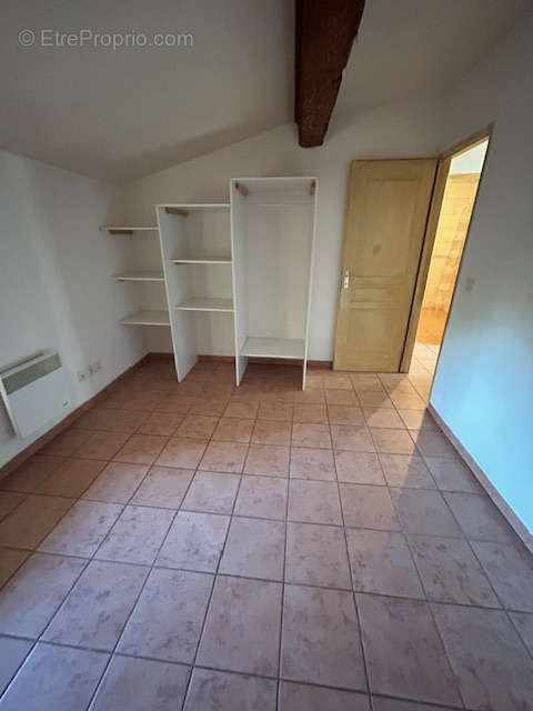 Appartement à LEZIGNAN-CORBIERES