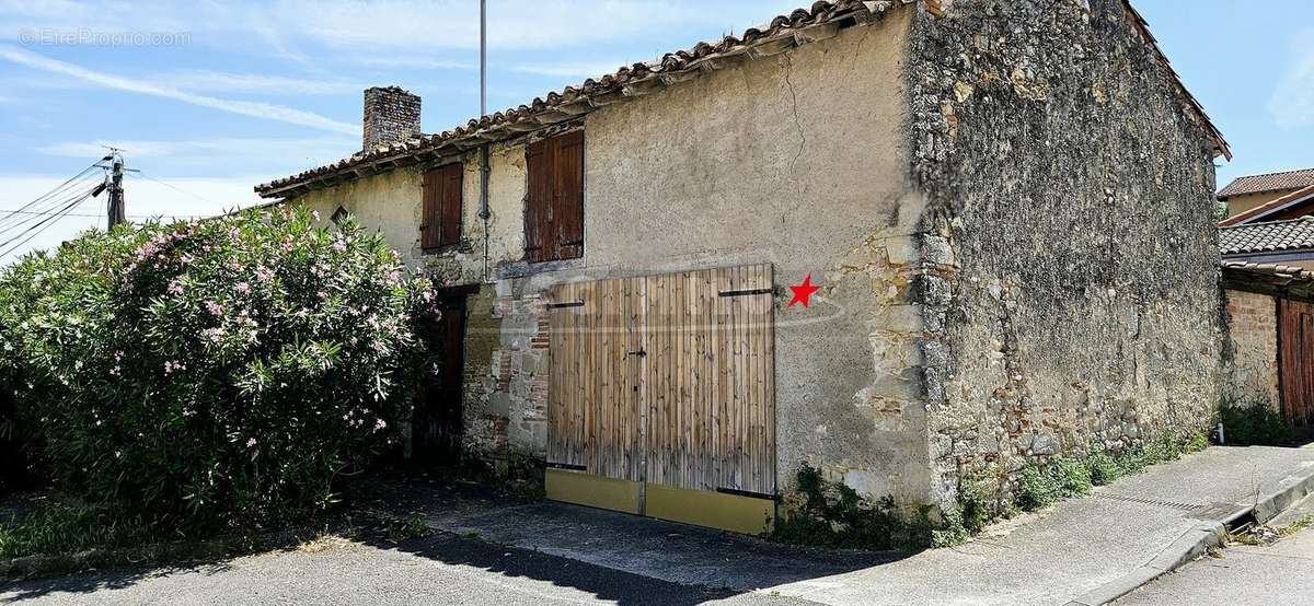 Maison à CARAMAN