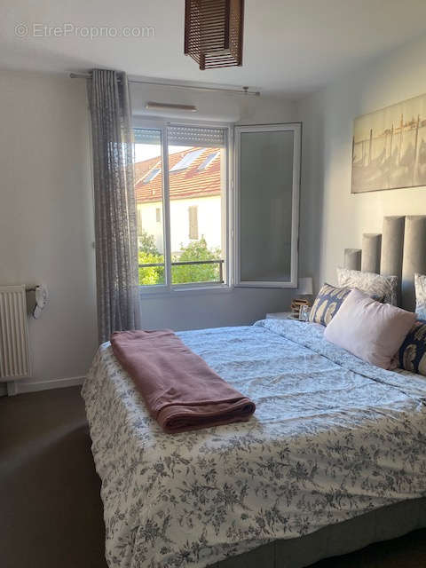 Appartement à GENNEVILLIERS