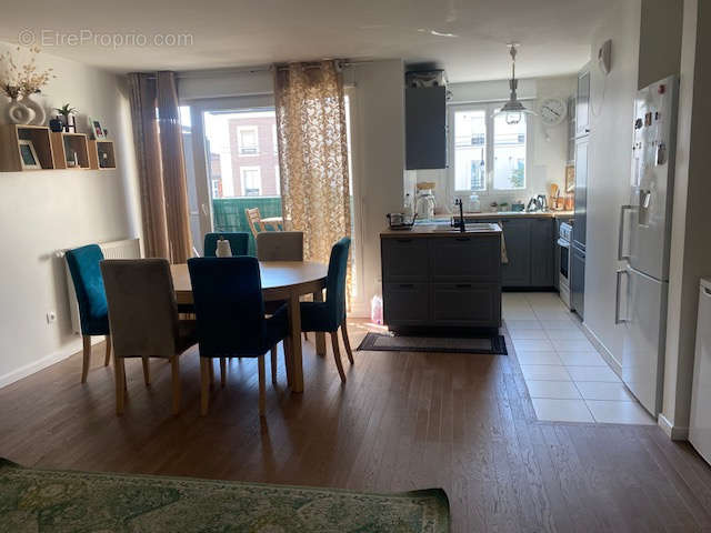 Appartement à GENNEVILLIERS