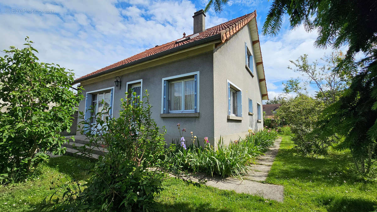 Maison à TREMBLAY-EN-FRANCE