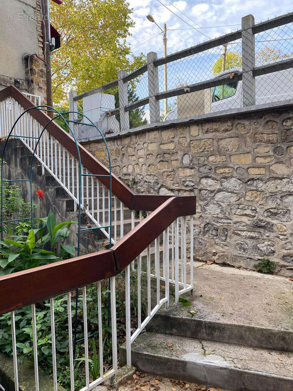 Appartement à HARDRICOURT