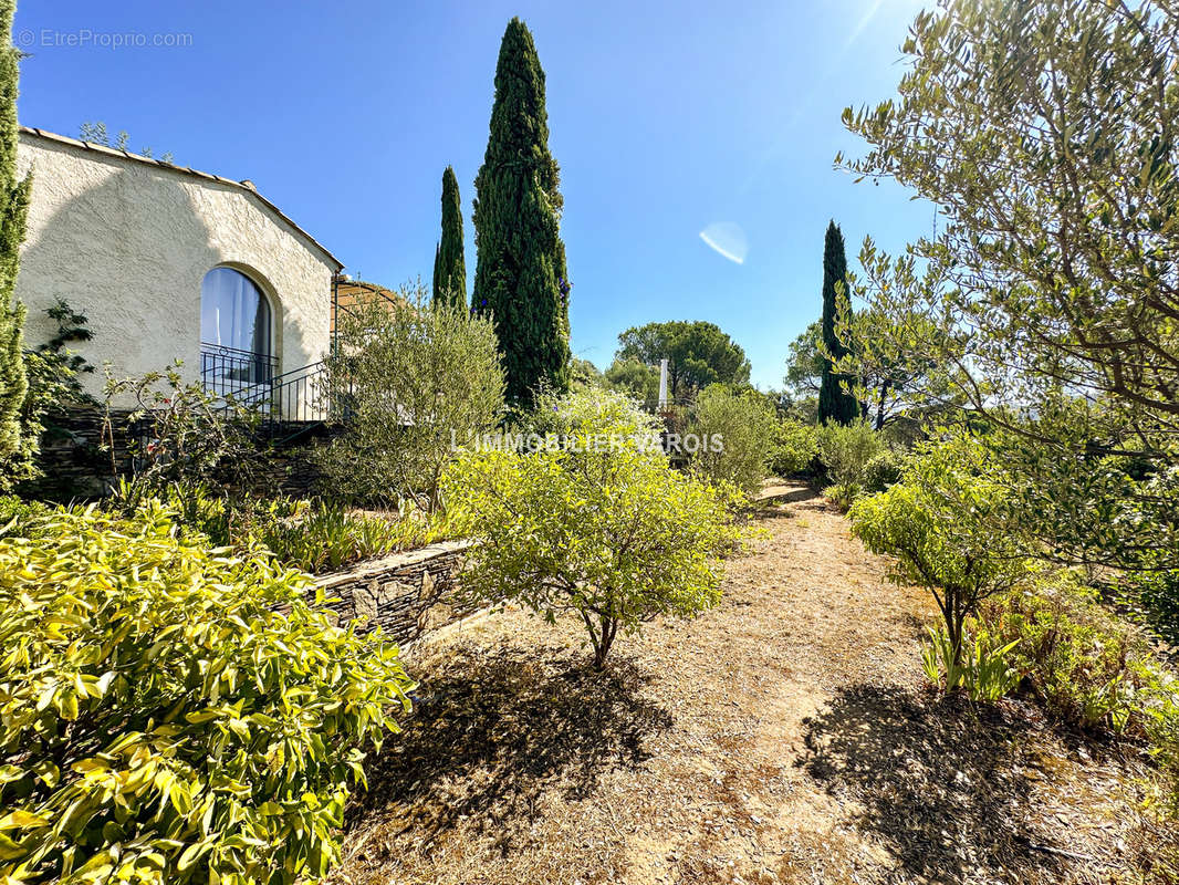 Maison à PIERREFEU-DU-VAR