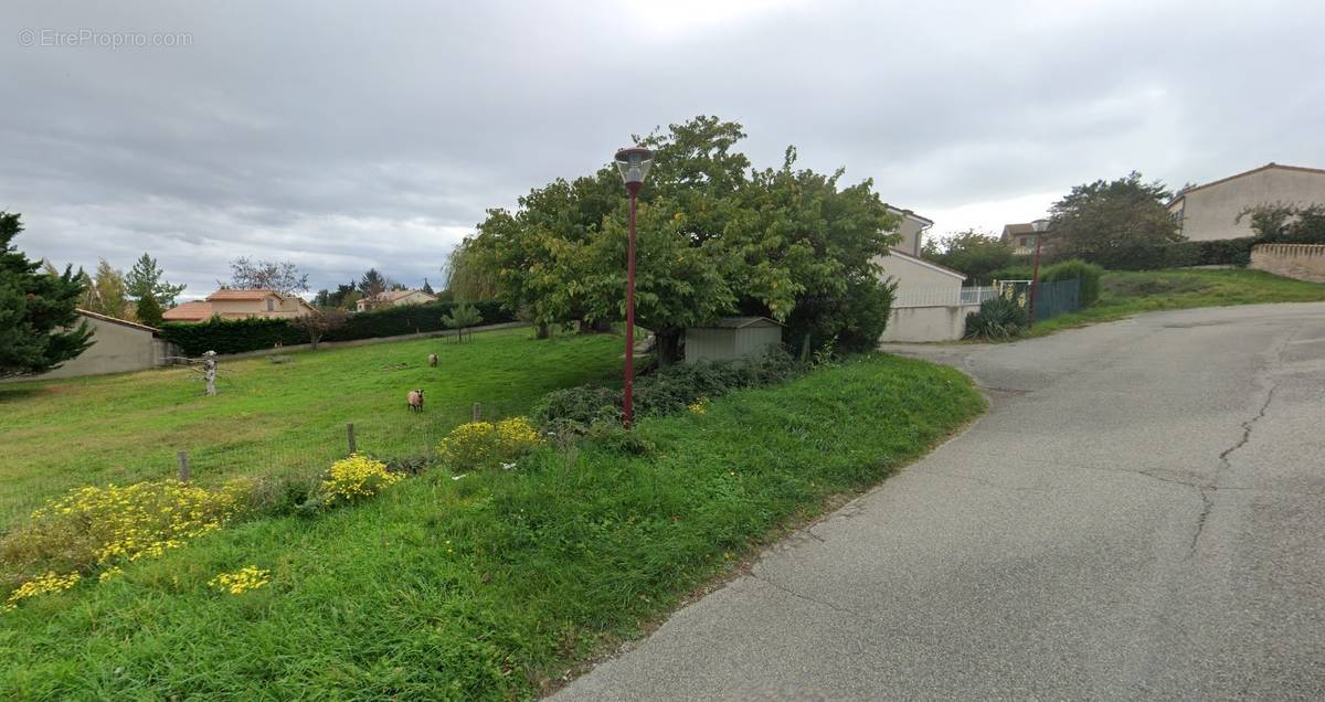 Terrain à VERNOSC-LES-ANNONAY