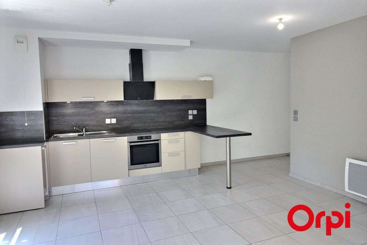 Appartement à MARSEILLE-12E