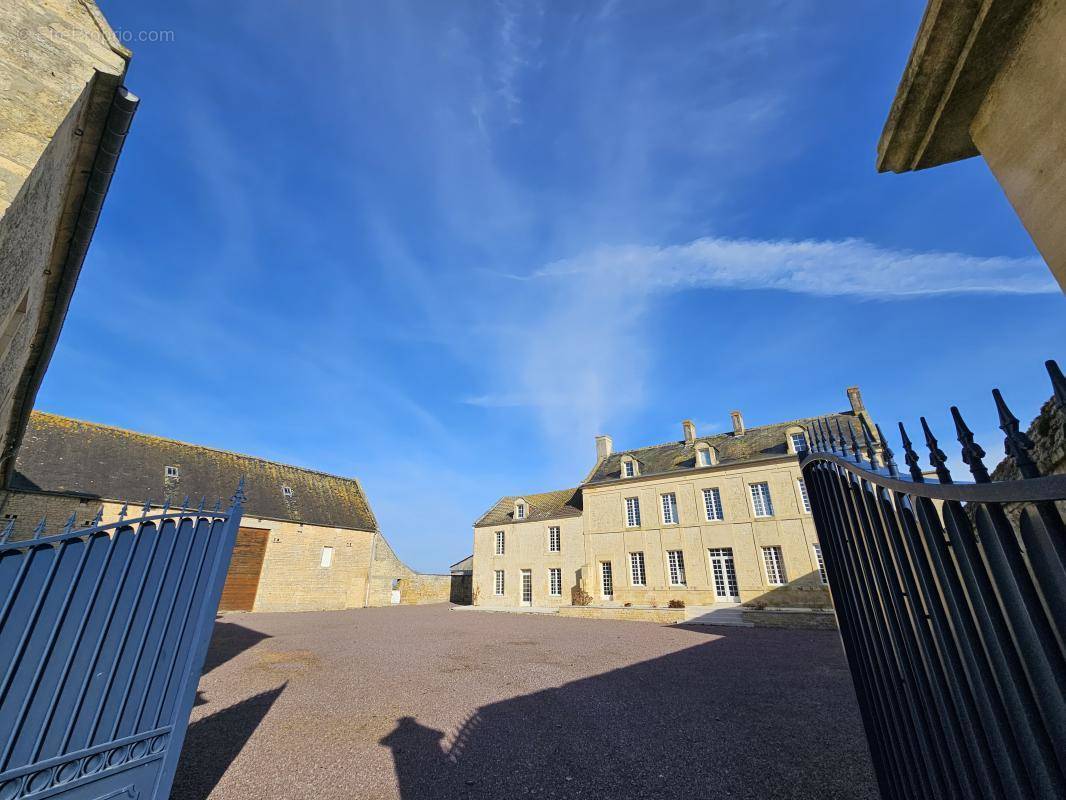 Maison à SECQUEVILLE-EN-BESSIN