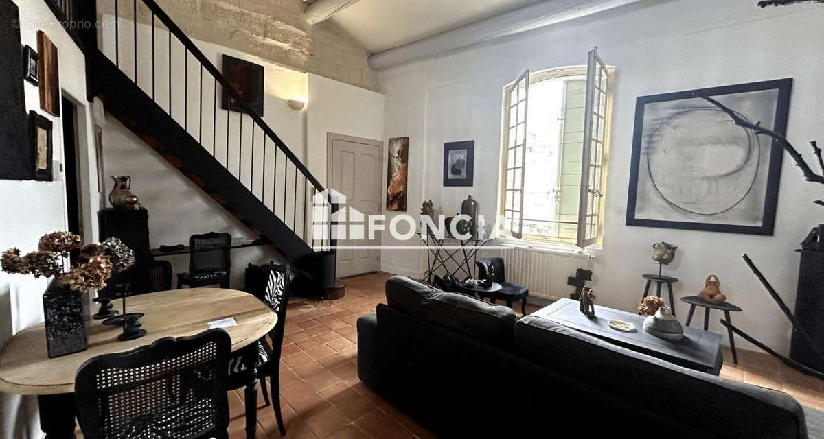 Appartement à UZES