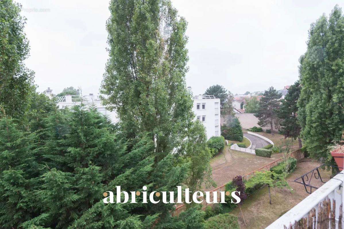 Appartement à MAISONS-LAFFITTE