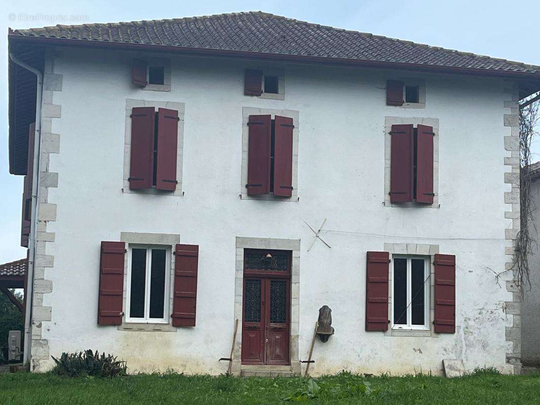 Maison à LA BASTIDE-CLAIRENCE