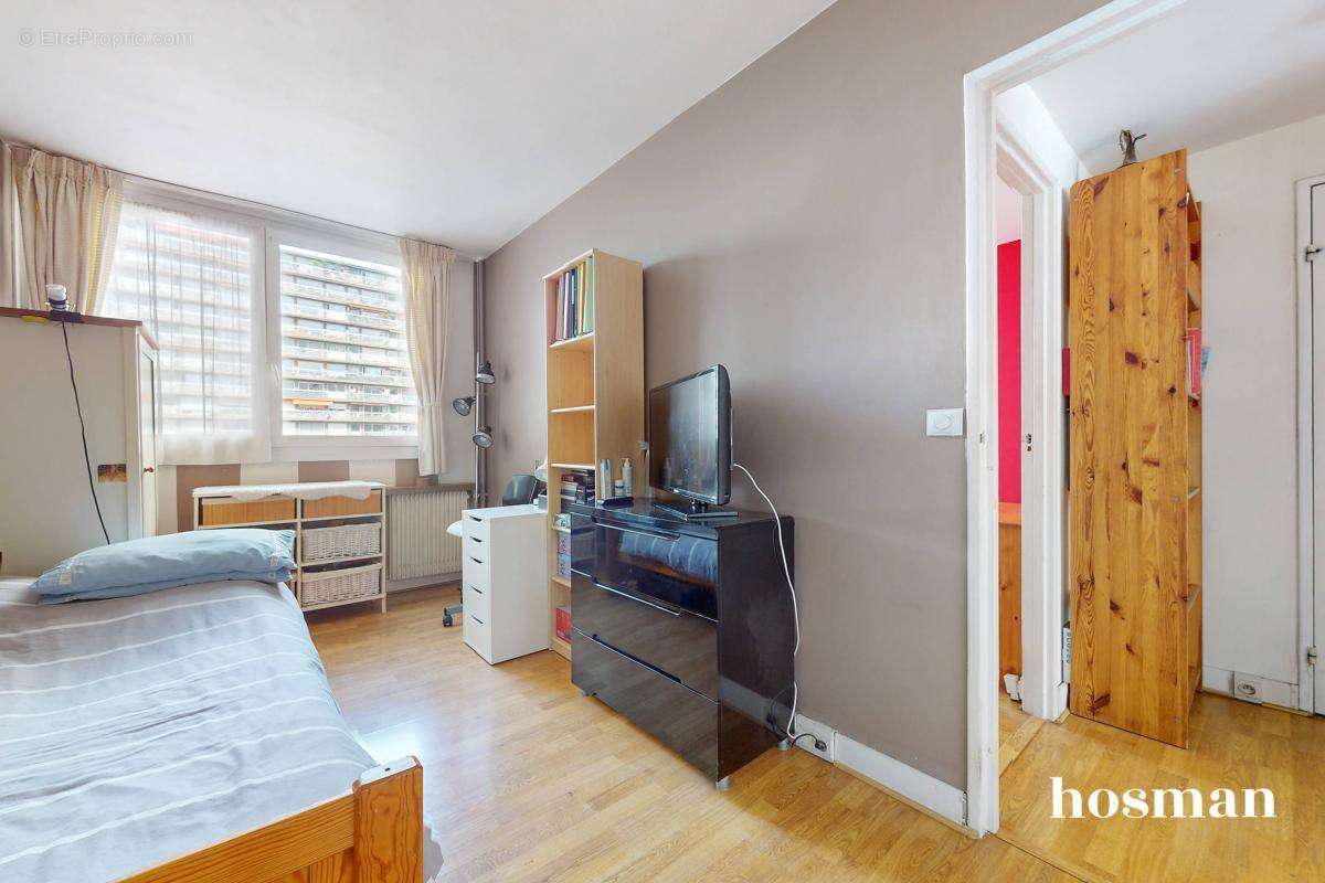 Appartement à PARIS-19E