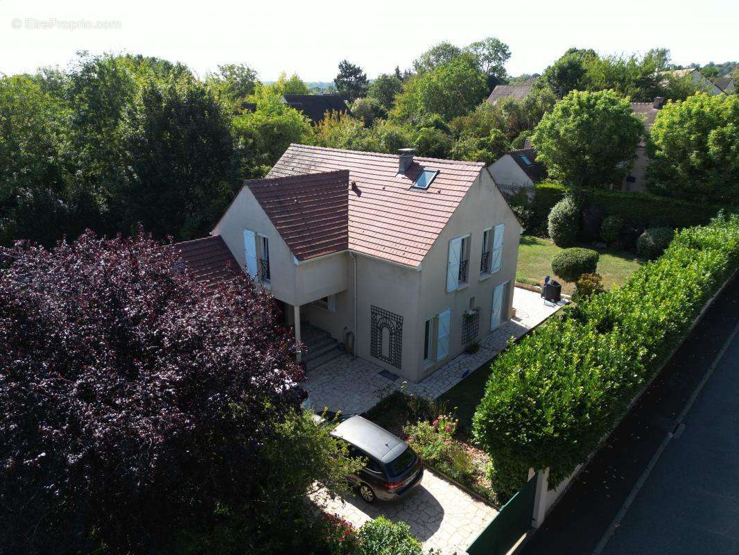 Maison à SAINT-GERMAIN-EN-LAYE