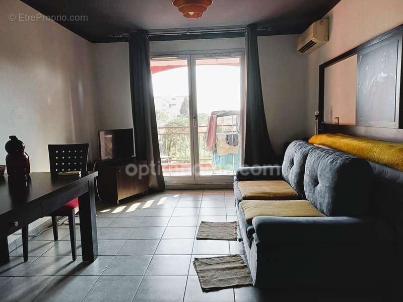 Appartement à LE CANNET