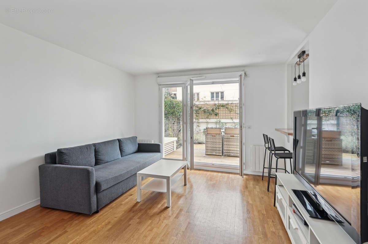 Appartement à PARIS-18E