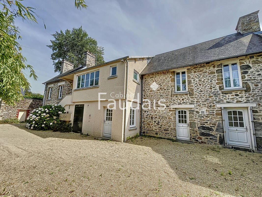 Appartement à COUTANCES