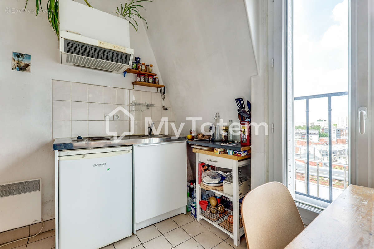 Appartement à PARIS-20E