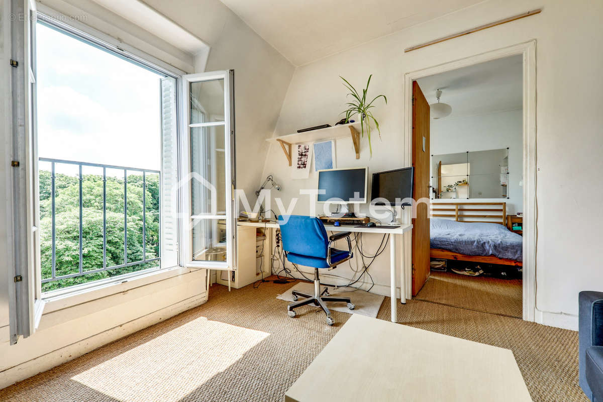 Appartement à PARIS-20E