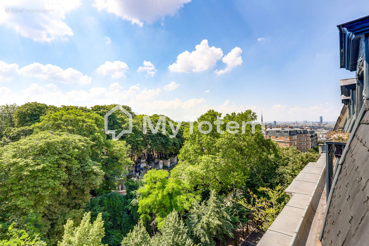 Appartement à PARIS-20E